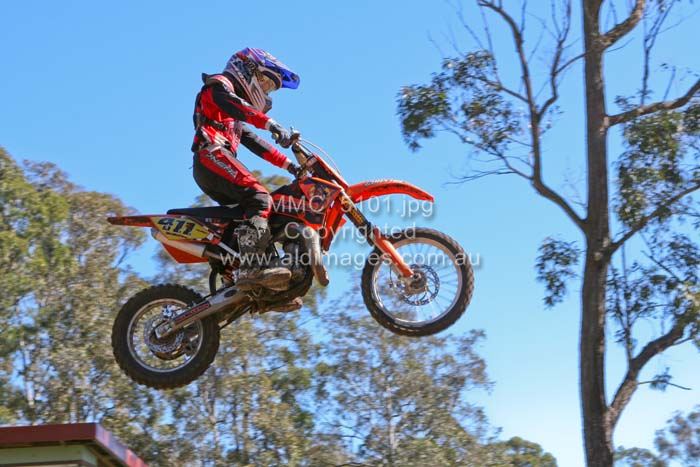 678x444 pixels (67K)